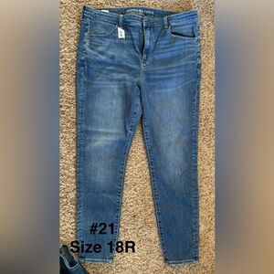 American Eagle Outfitters Dark Blue Skinny Jeans